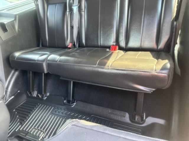 Ford Expedition EL Vehicle Image 15