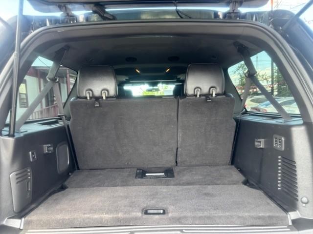 Ford Expedition EL Vehicle Image 21
