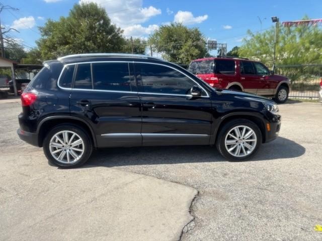 Volkswagen Tiguan Vehicle Image 06