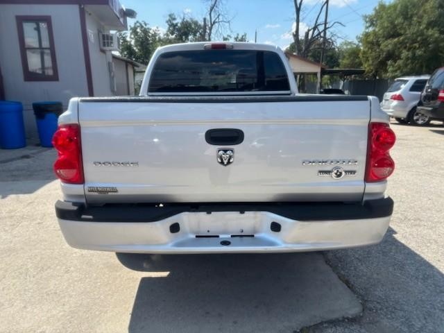 Ram Dakota Vehicle Image 04