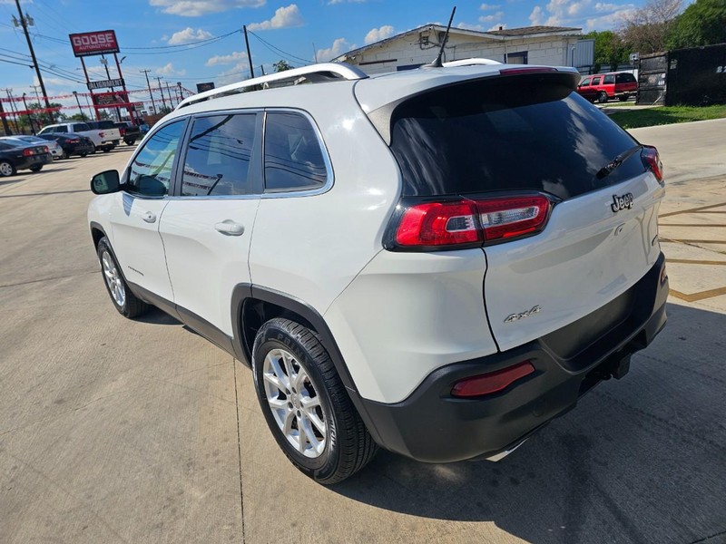 Jeep Cherokee Vehicle Image 03