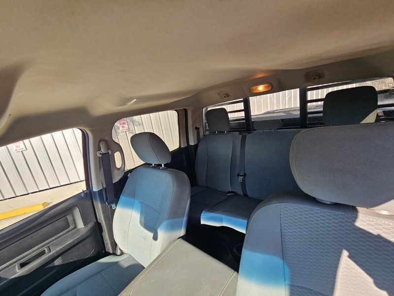 2017 Ram 2500 Tradesman photo 13
