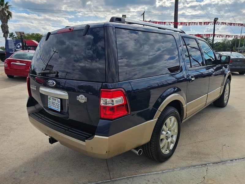 Ford Expedition EL Vehicle Image 07