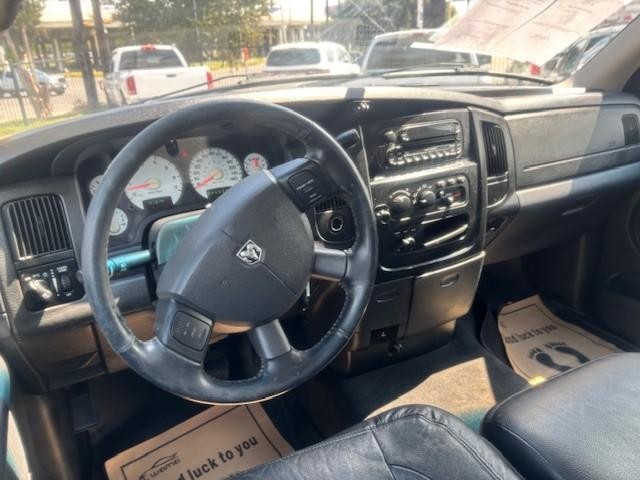 Dodge Ram 2500 Vehicle Image 12