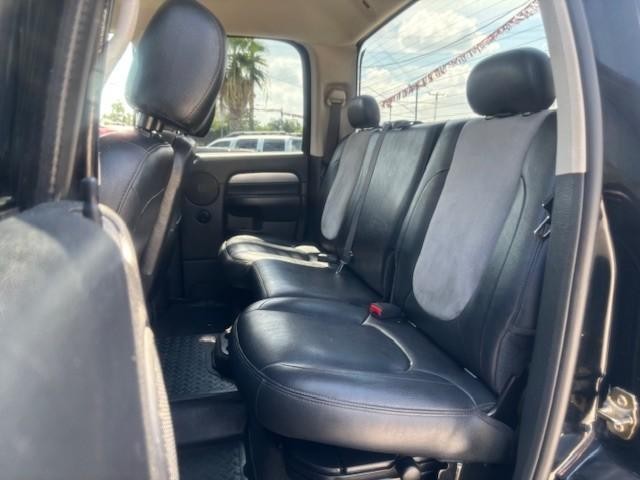 Dodge Ram 2500 Vehicle Image 14