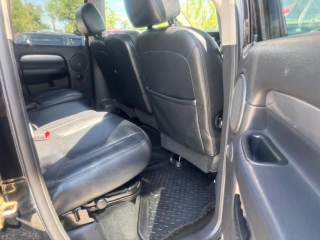 Dodge Ram 2500 Vehicle Image 15