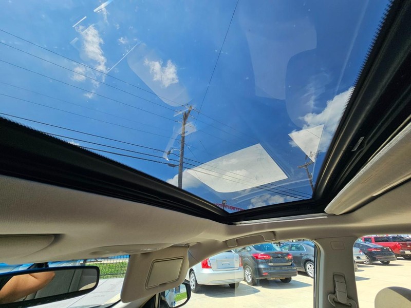 2013 Nissan Altima 2.5 SV photo 13