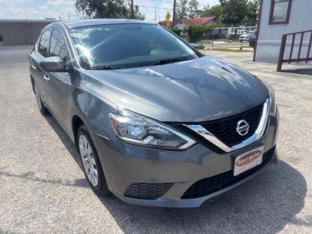 Nissan Sentra Vehicle Image 07