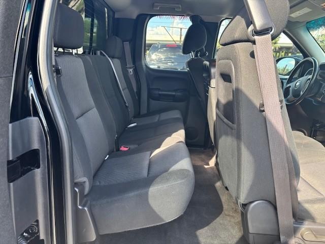 Chevrolet Silverado 1500 Vehicle Image 16