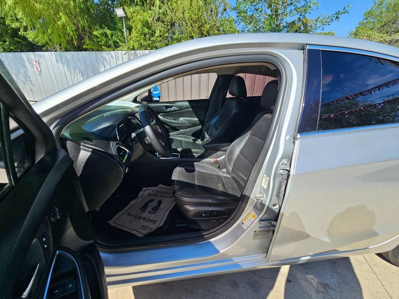 Chevrolet Cruze Vehicle Image 09