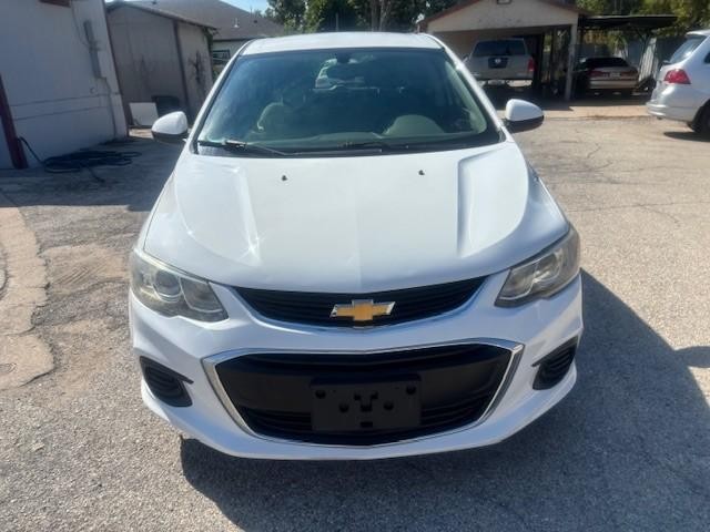 2017 Chevrolet Sonic LT photo 8