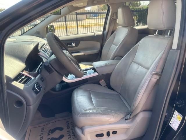 Ford Edge Vehicle Image 11