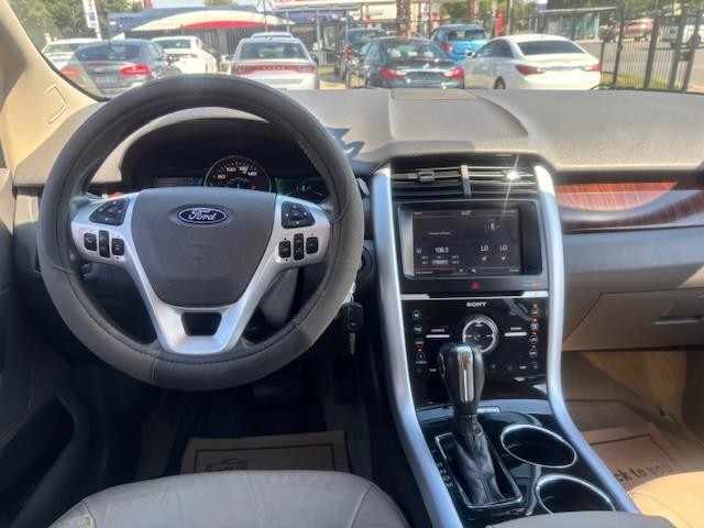 Ford Edge Vehicle Image 12