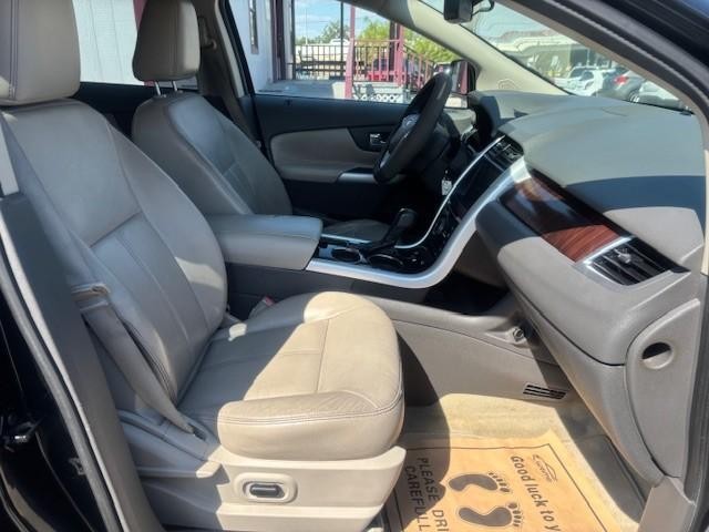 Ford Edge Vehicle Image 18