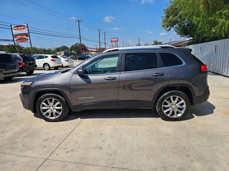 2018 Jeep Cherokee Limited photo 2