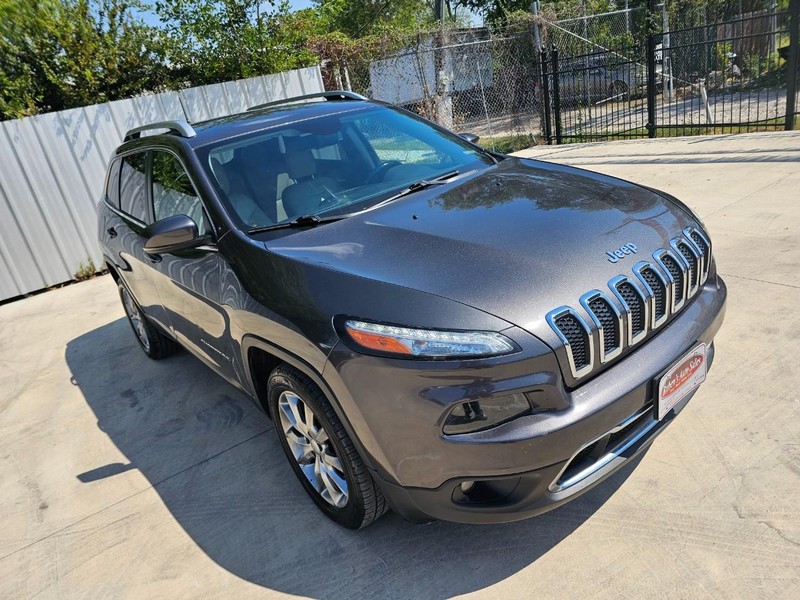 Jeep Cherokee Vehicle Image 09