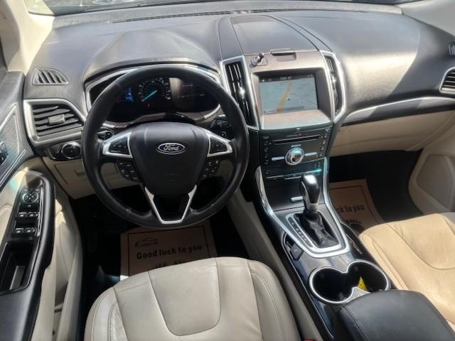 Ford Edge Vehicle Image 11