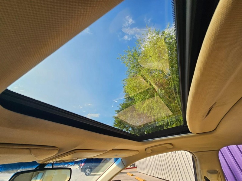Acura TSX Vehicle Image 14