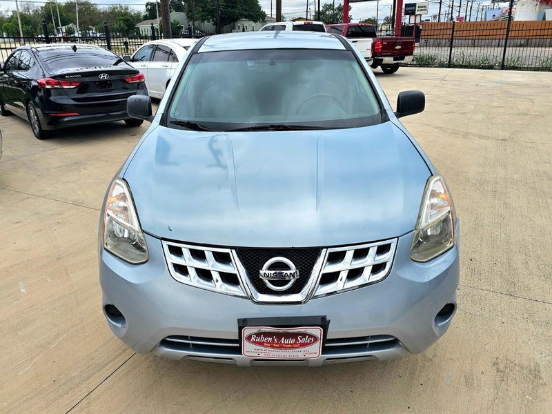 Nissan Rogue Vehicle Image 10