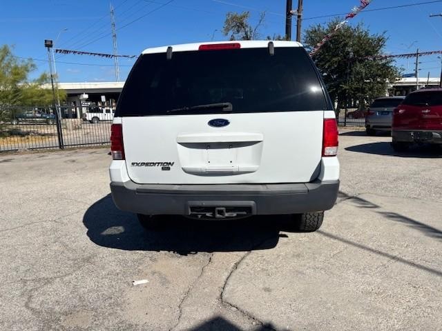 Ford Expedition Vehicle Image 04