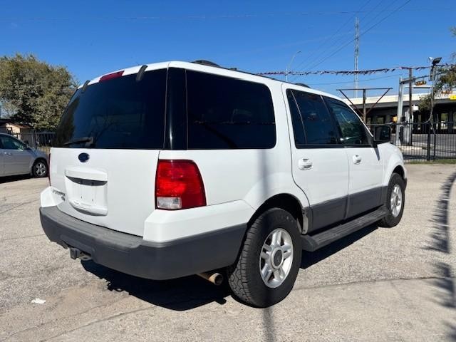 Ford Expedition Vehicle Image 05