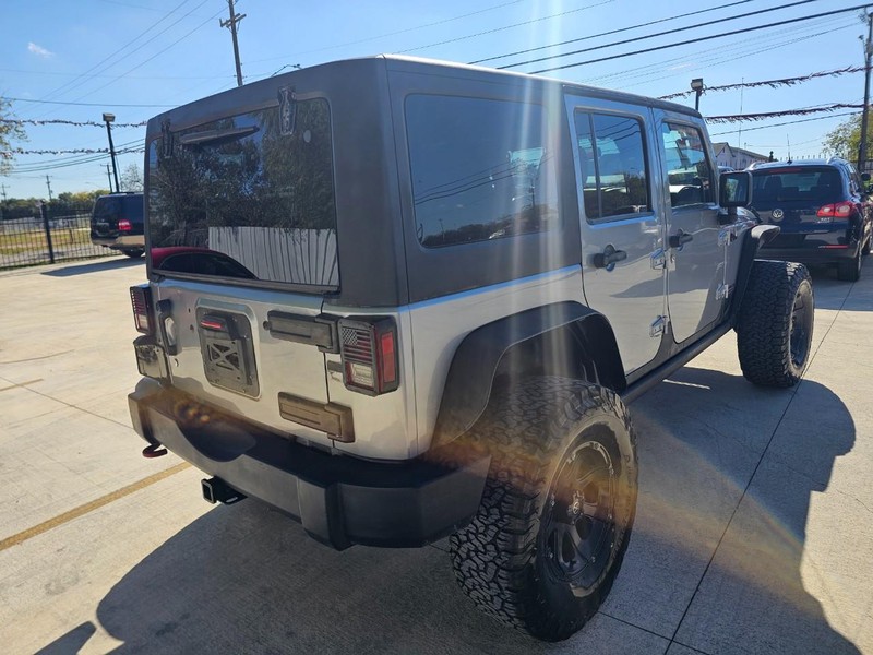 Jeep Wrangler Unlimited Vehicle Full-screen Gallery Image 06