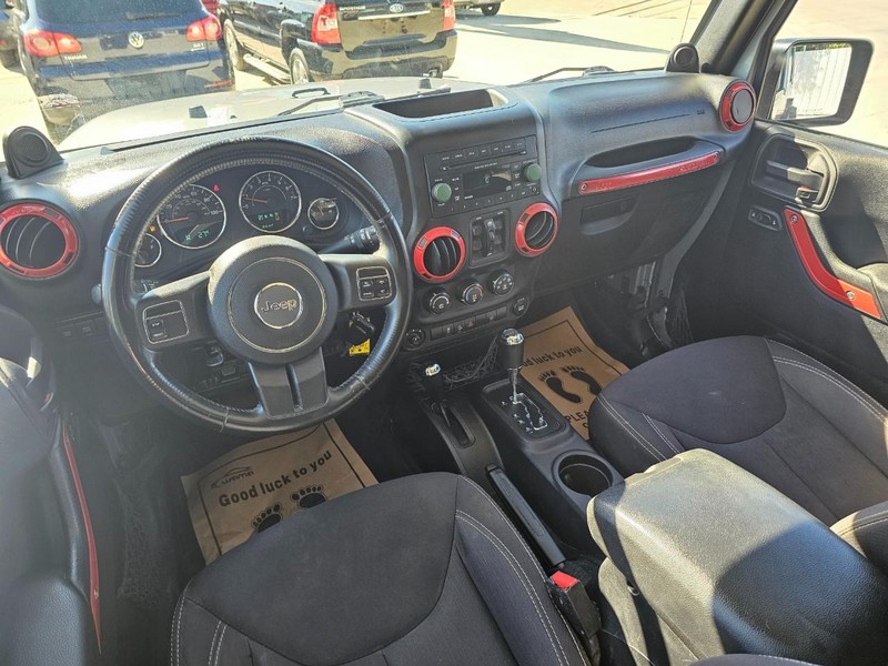 Jeep Wrangler Unlimited Vehicle Full-screen Gallery Image 14