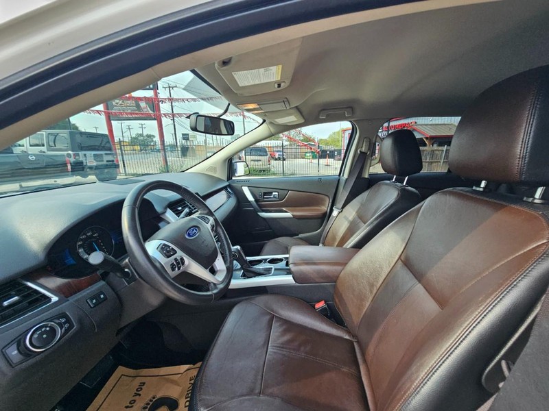 Ford Edge Vehicle Image 10