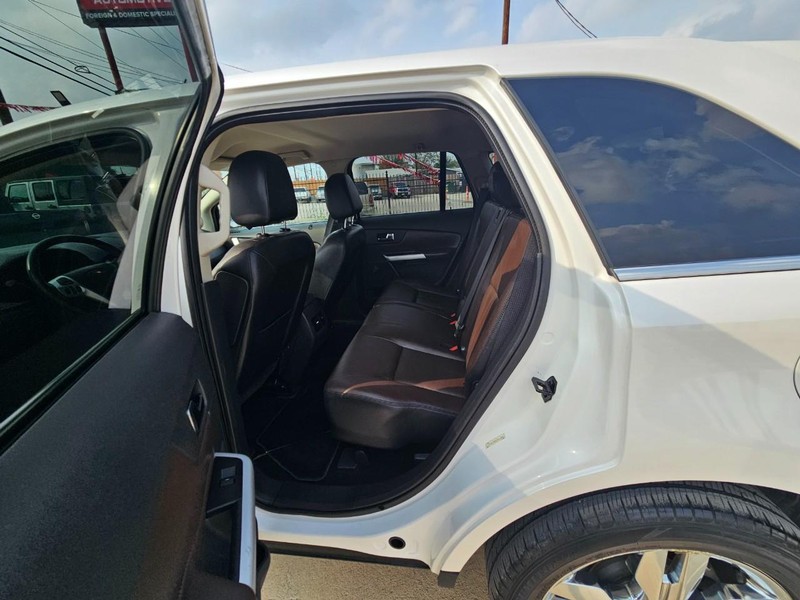 Ford Edge Vehicle Image 11
