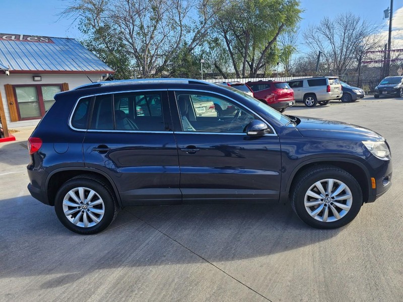 Volkswagen Tiguan Vehicle Image 08