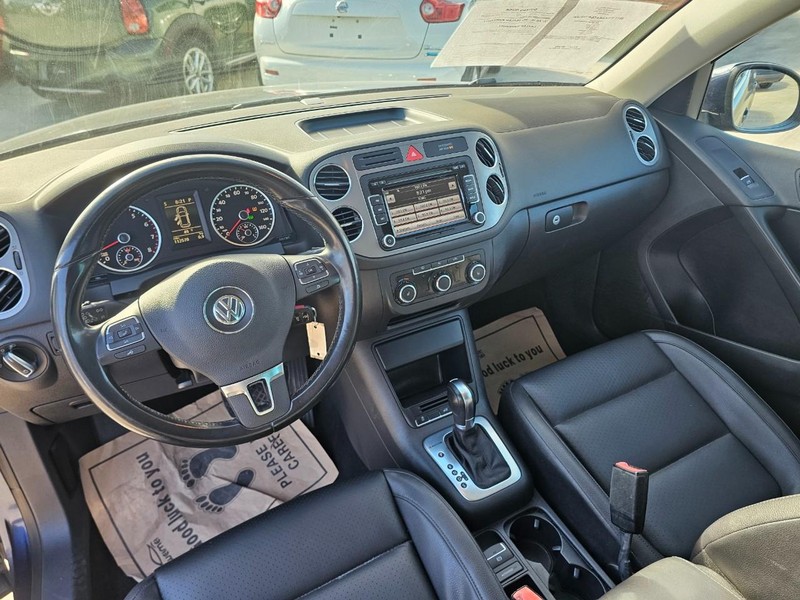 Volkswagen Tiguan Vehicle Image 15