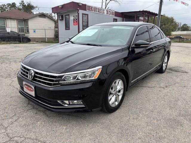 more details - volkswagen passat