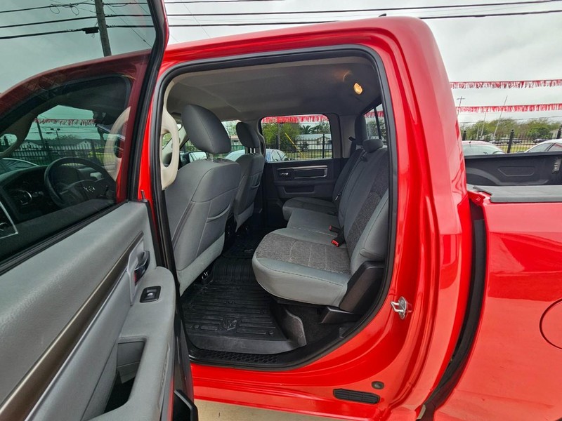 Ram 1500 Vehicle Image 11