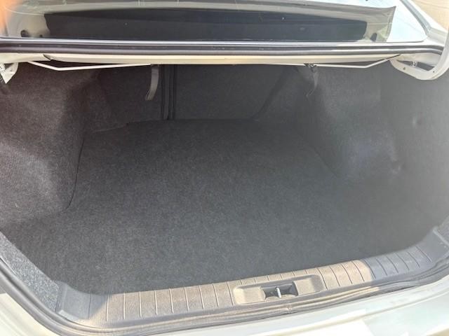 Nissan Altima Vehicle Image 19