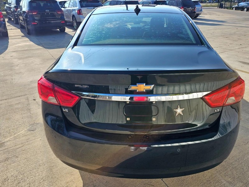 Chevrolet Impala Vehicle Full-screen Gallery Image 04