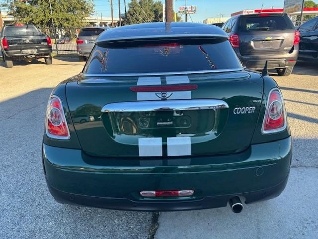 MINI Cooper Coupe Vehicle Image 04