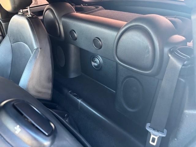 MINI Cooper Coupe Vehicle Image 13