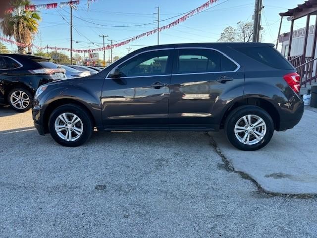 Chevrolet Equinox Vehicle Full-screen Gallery Image 02