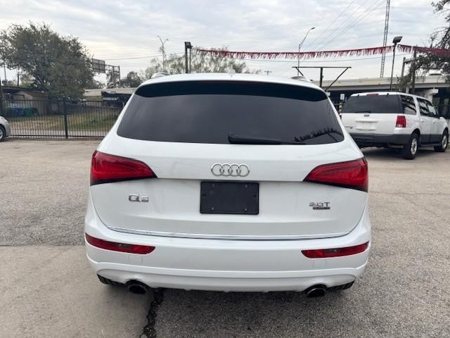 Audi Q5 Vehicle Image 04