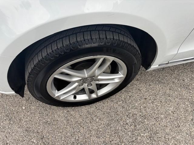 Audi Q5 Vehicle Image 09