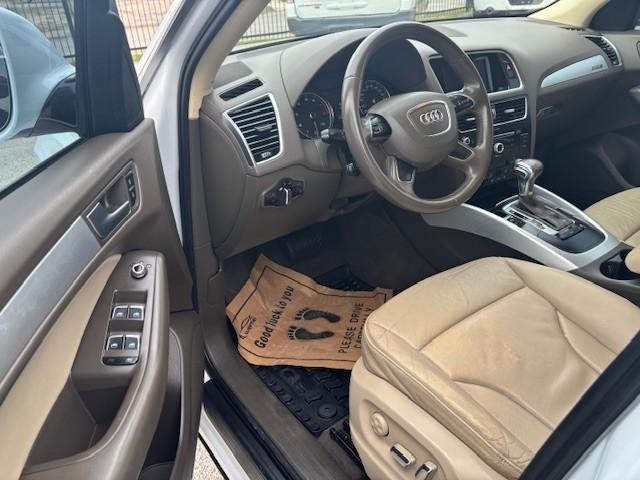 Audi Q5 Vehicle Image 10