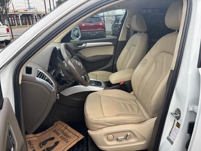 Audi Q5 Vehicle Image 11
