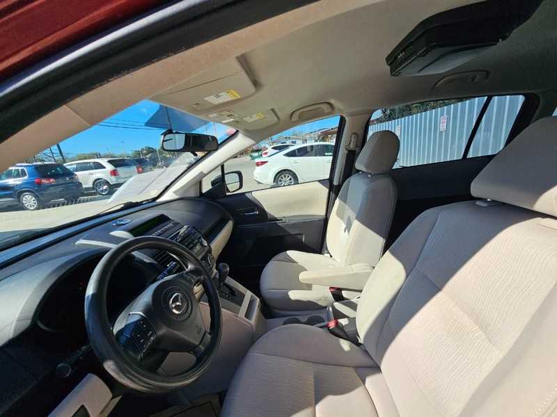 Mazda MAZDA5 Vehicle Image 11