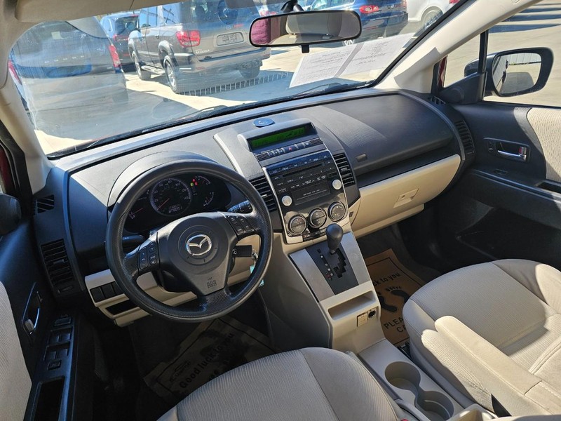Mazda MAZDA5 Vehicle Image 14