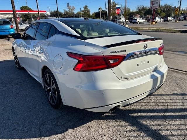 Nissan Maxima Vehicle Image 03