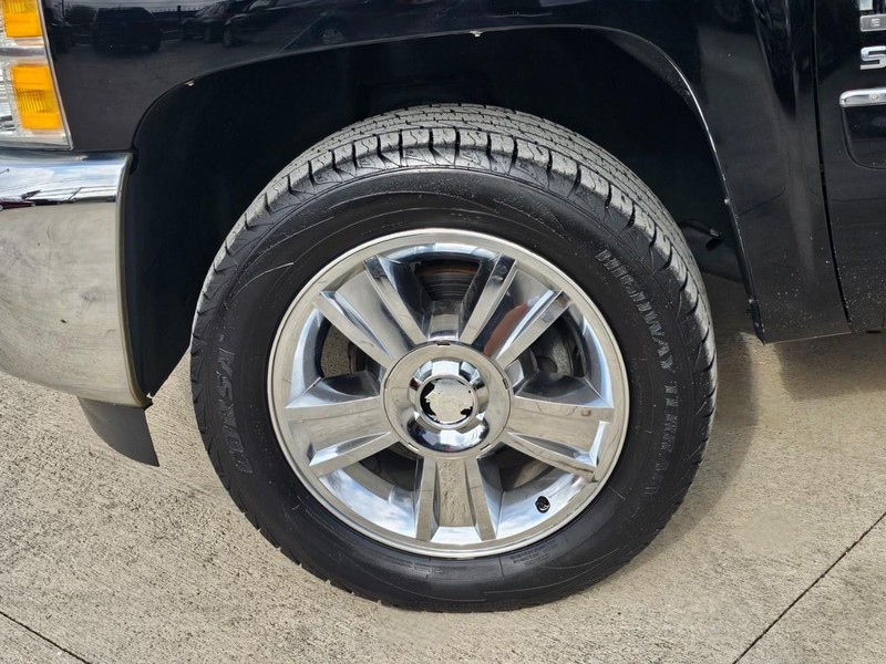 Chevrolet Silverado 1500 Vehicle Image 09