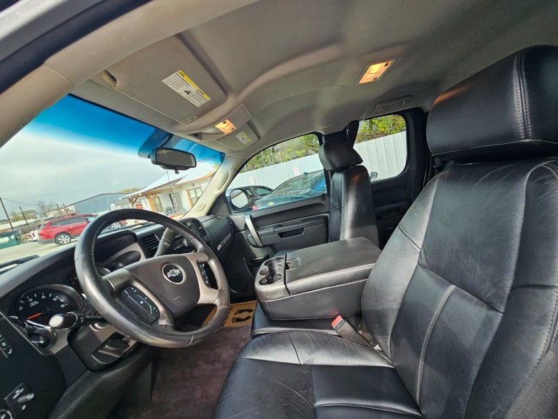 Chevrolet Silverado 1500 Vehicle Image 11