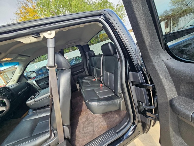 Chevrolet Silverado 1500 Vehicle Image 12