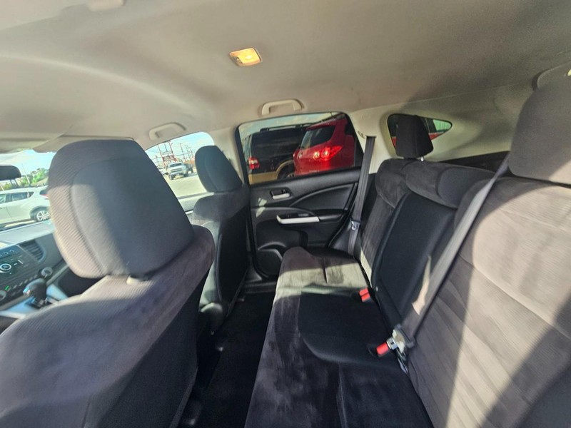 Honda CR-V Vehicle Image 14