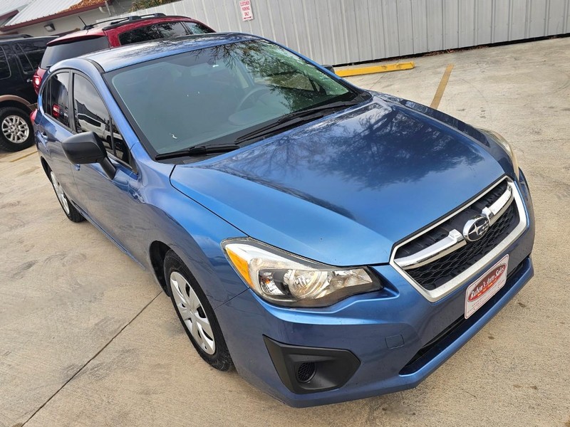 Subaru Impreza Wagon Vehicle Image 09